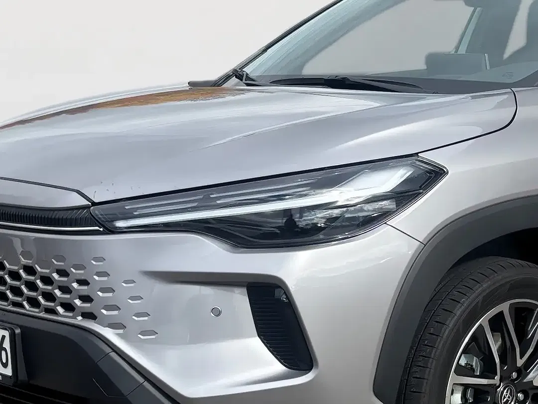 Toyota Corolla Cross - Thumbnail 5