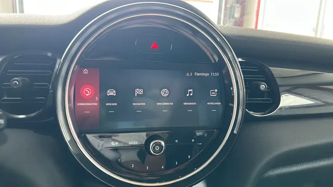 MINI Cooper SE - Thumbnail 14