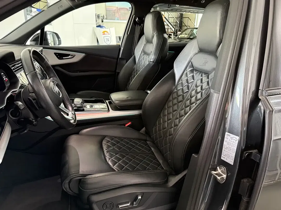 Audi SQ7 - Thumbnail 16