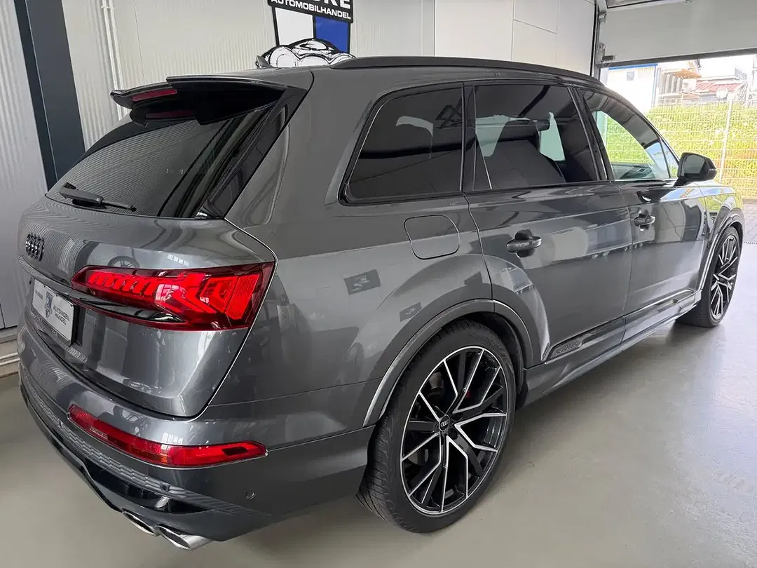 Audi SQ7 - Thumbnail 3