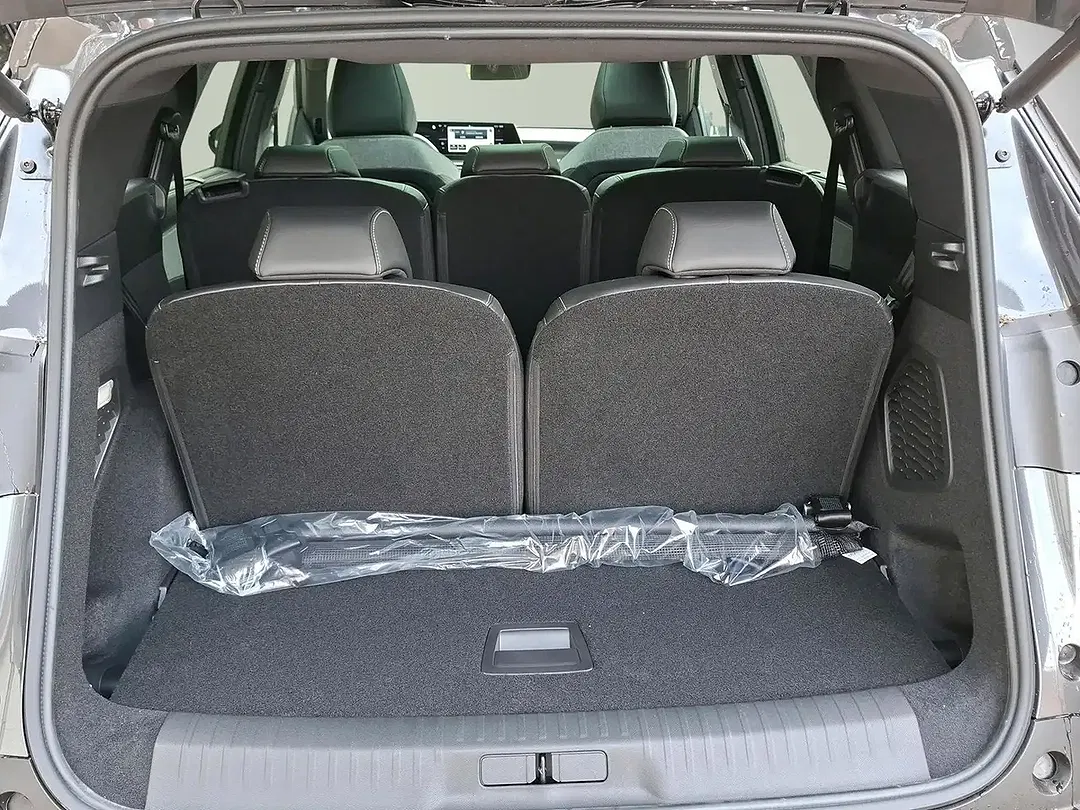 Peugeot 5008 - Thumbnail 5