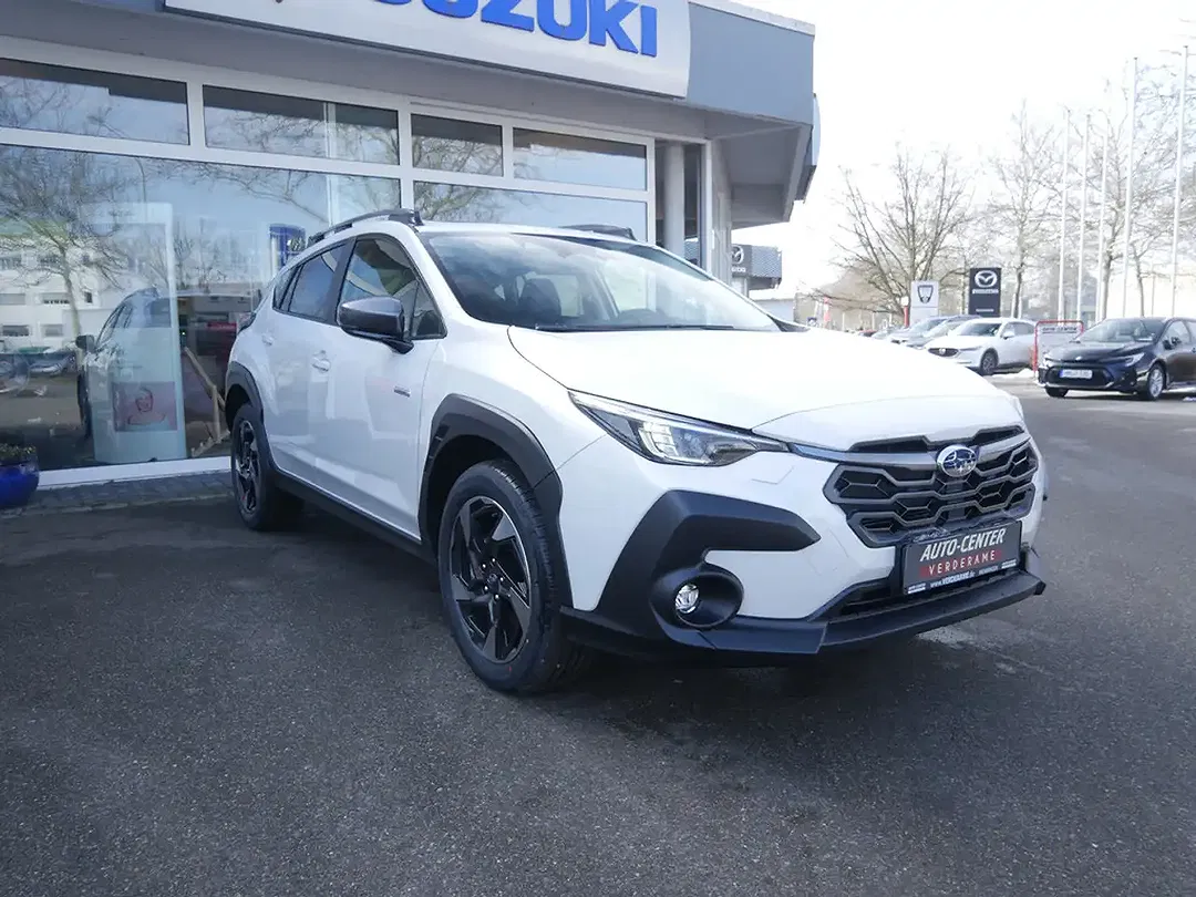 Subaru Crosstrek - Thumbnail 4