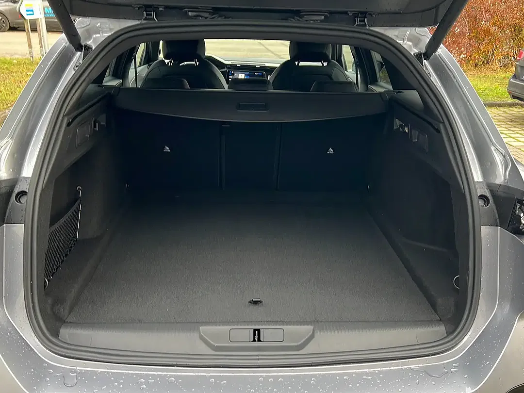 Peugeot 308 - Thumbnail 7