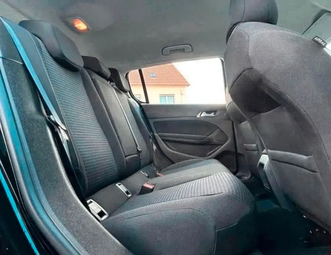 Peugeot 308 - Thumbnail 10