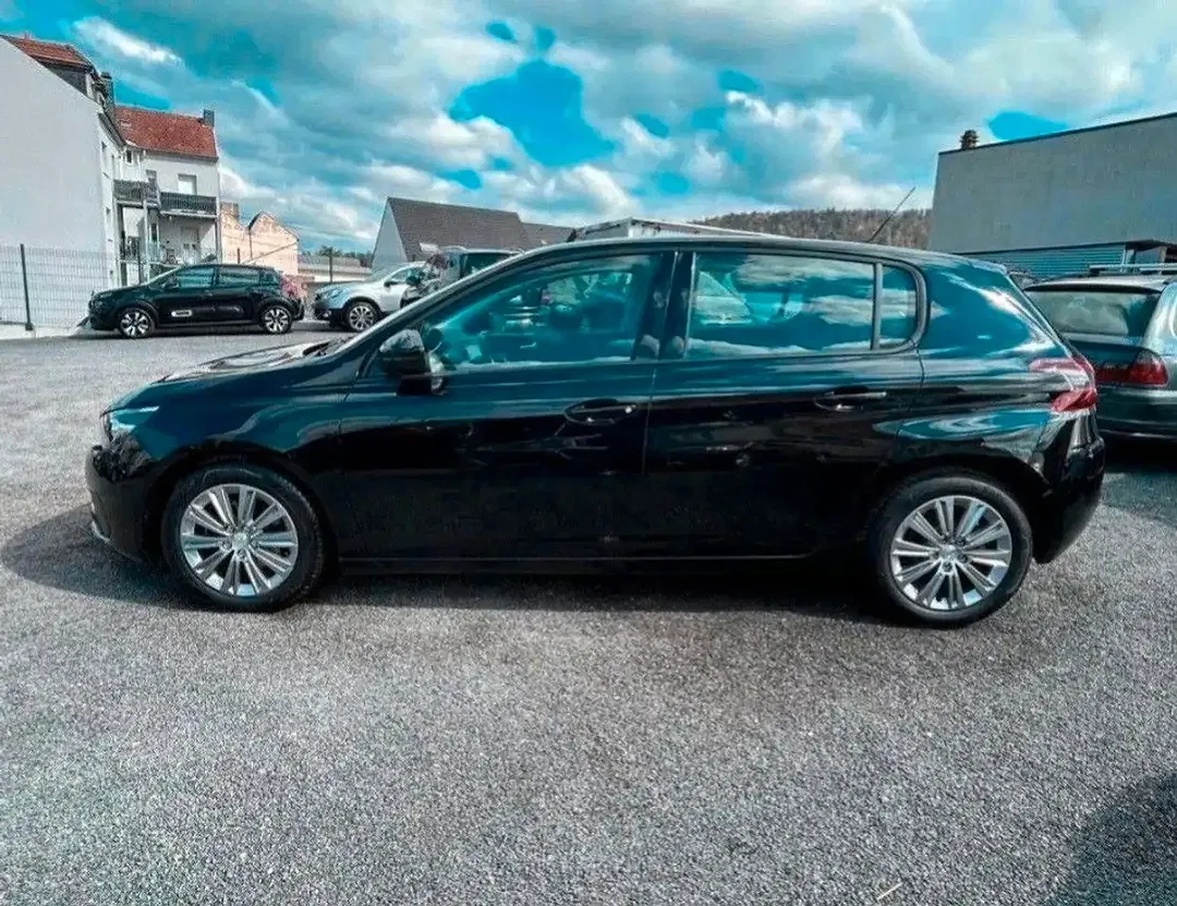 Peugeot 308 - Thumbnail 7