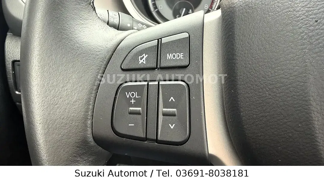 Suzuki Vitara - Thumbnail 14