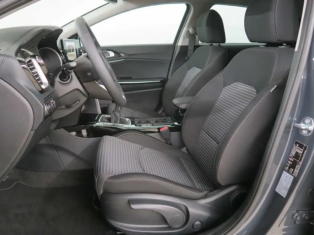 Kia Ceed / cee'd - Thumbnail 9