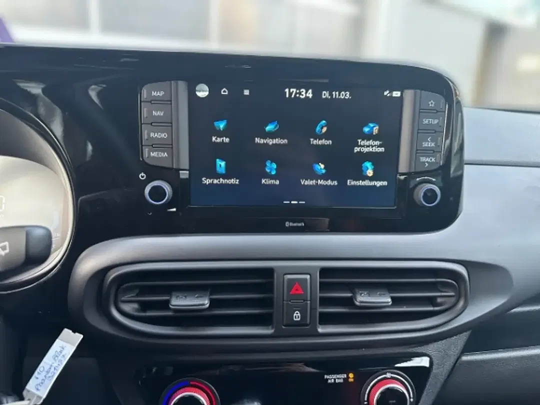 Hyundai i10 - Thumbnail 9