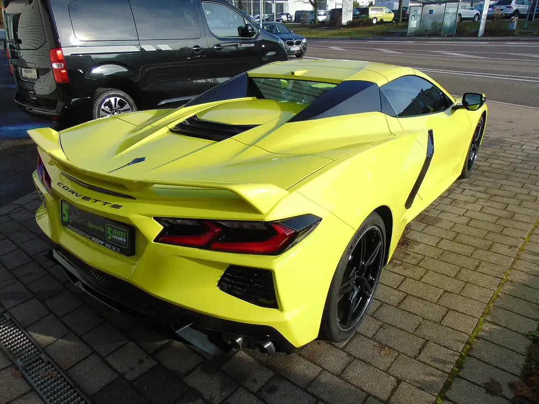 Corvette C8 - Thumbnail 6