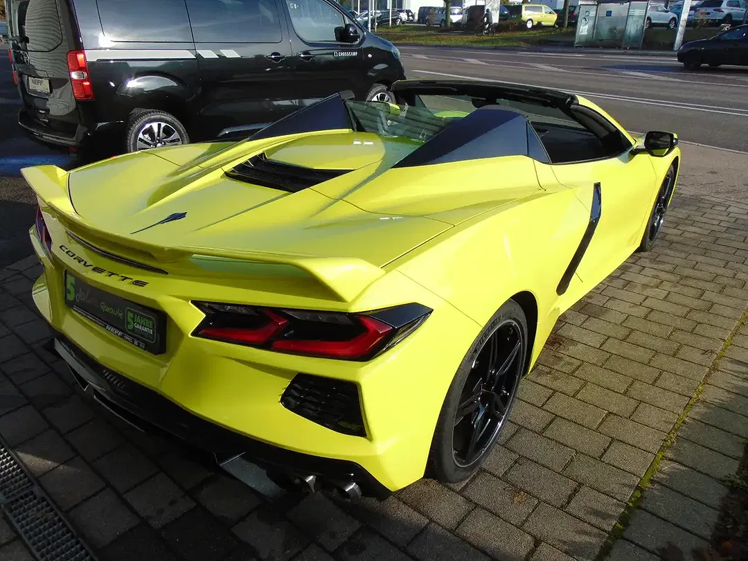 Corvette C8 - Thumbnail 4