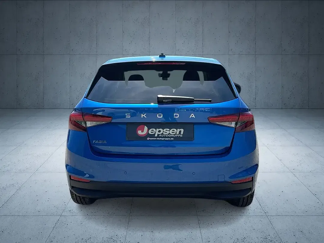 Skoda Fabia - Thumbnail 4