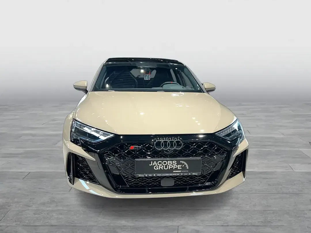 Audi RS3 - Thumbnail 6