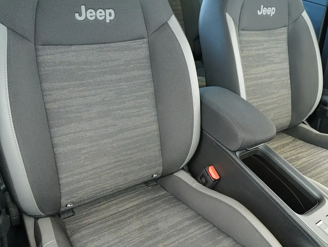 Jeep Avenger - Thumbnail 10