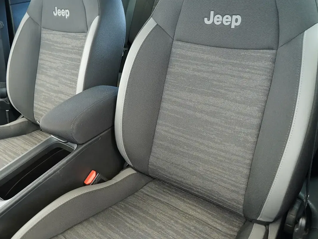 Jeep Avenger - Thumbnail 9