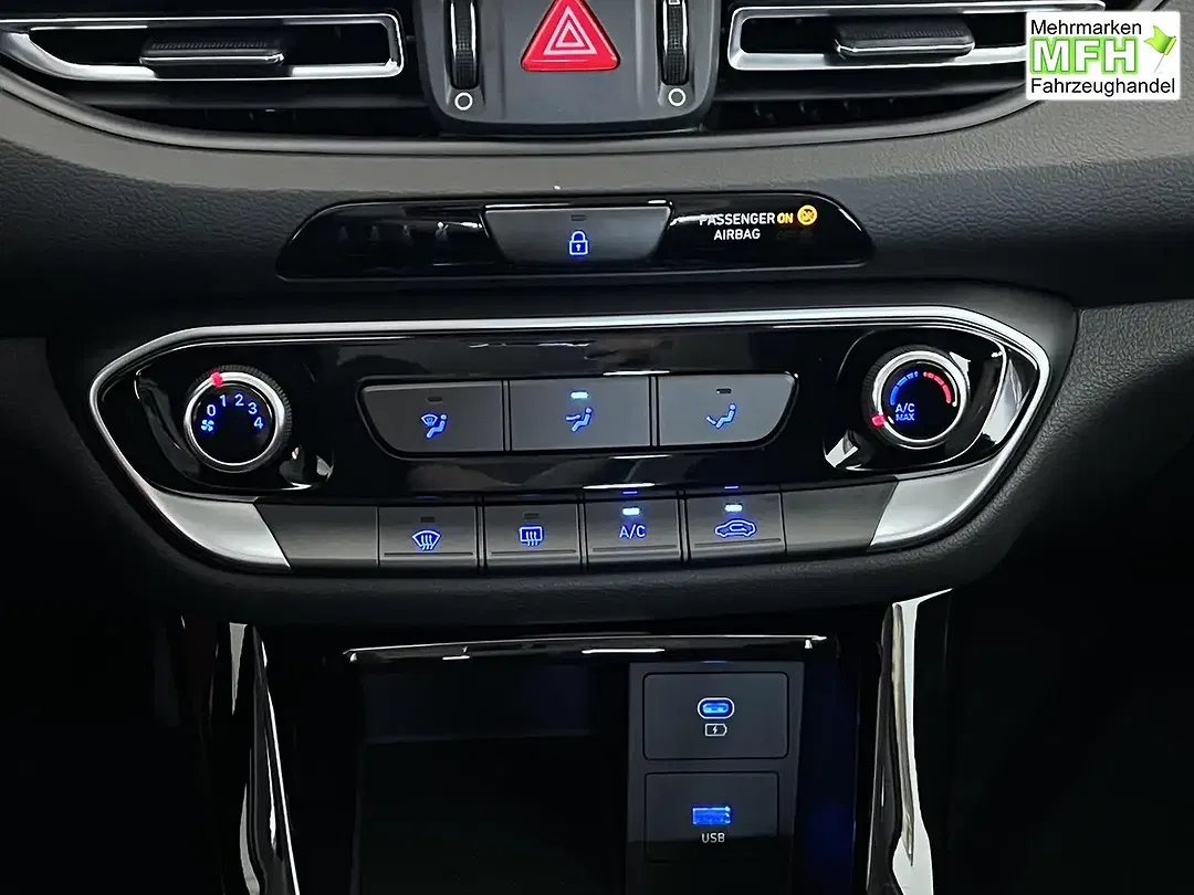 Hyundai i30 - Thumbnail 12