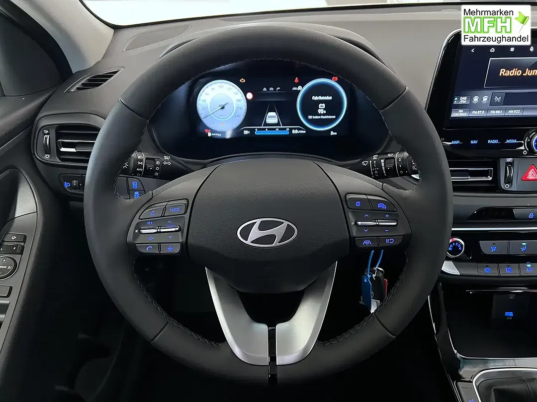 Hyundai i30 - Thumbnail 13