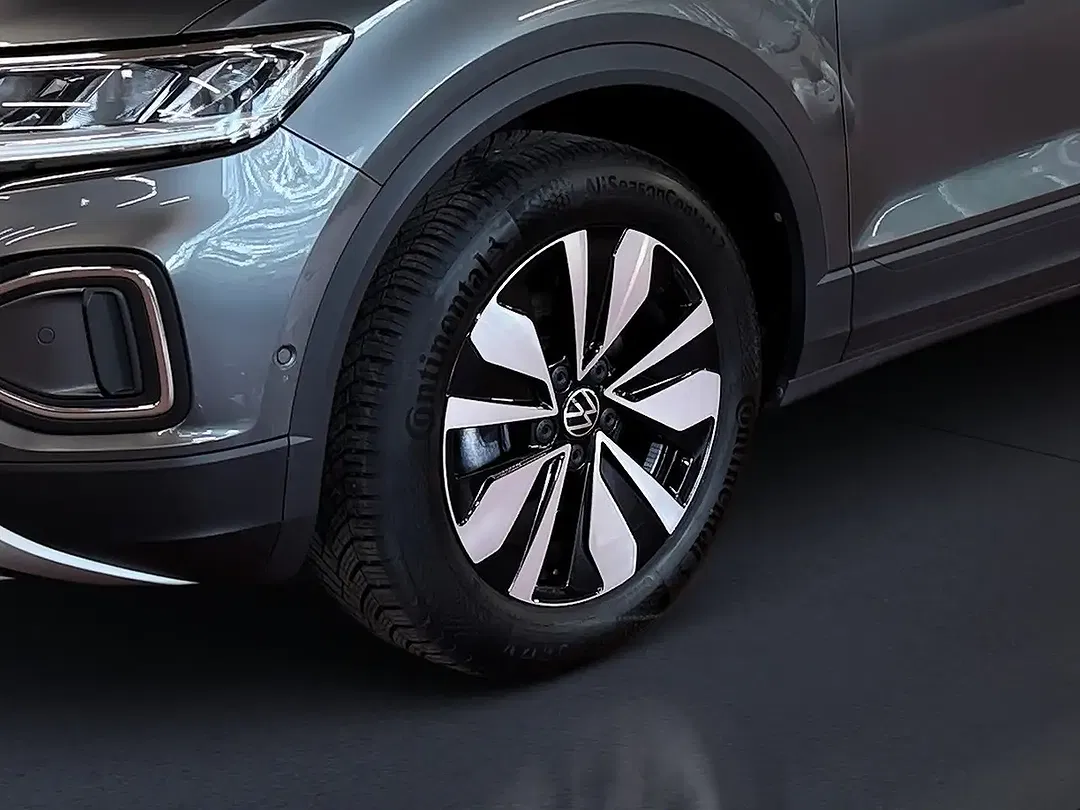 Volkswagen T-Roc - Thumbnail 13
