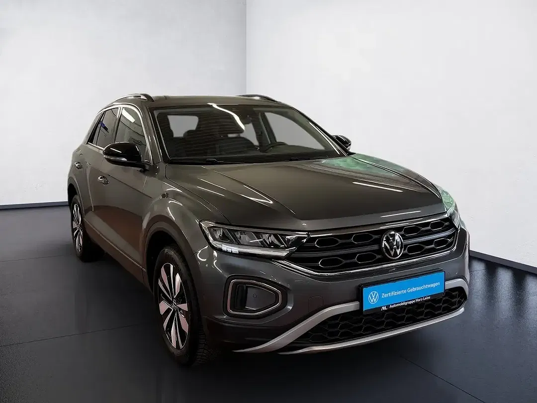 Volkswagen T-Roc - Thumbnail 7