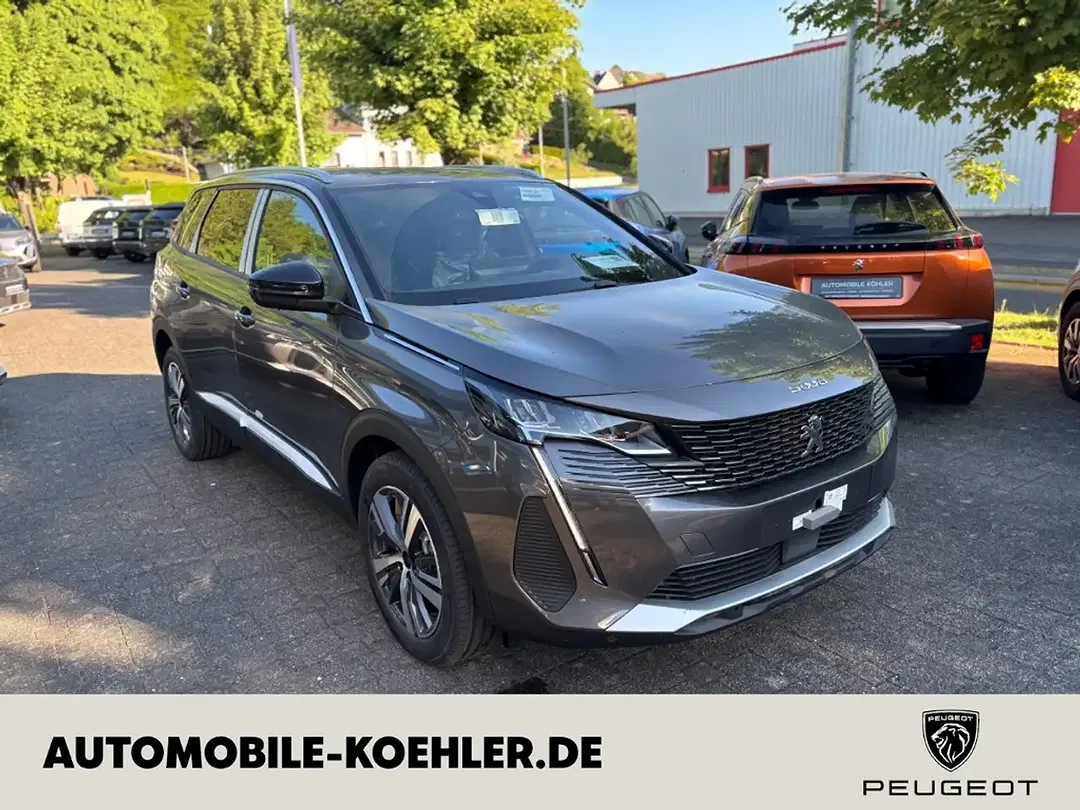 Peugeot 5008 - Thumbnail 1