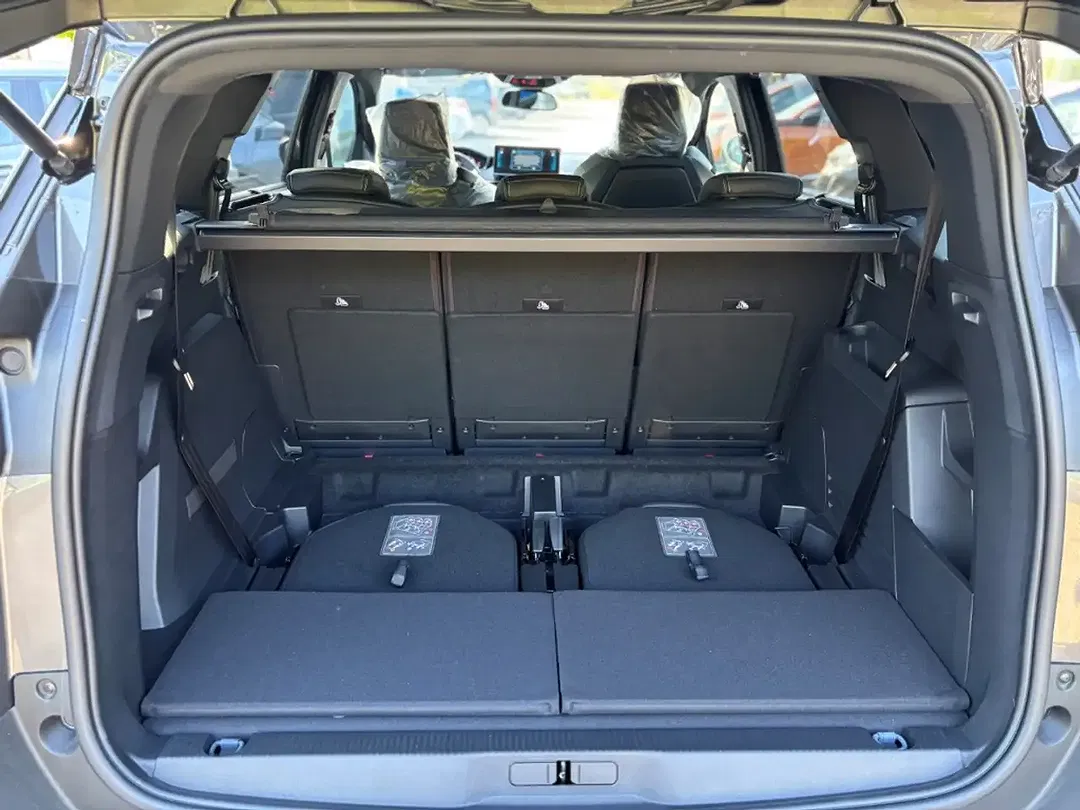 Peugeot 5008 - Thumbnail 13
