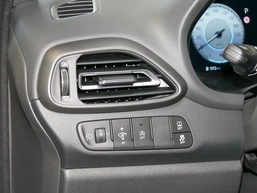 Hyundai i30 - Thumbnail 14
