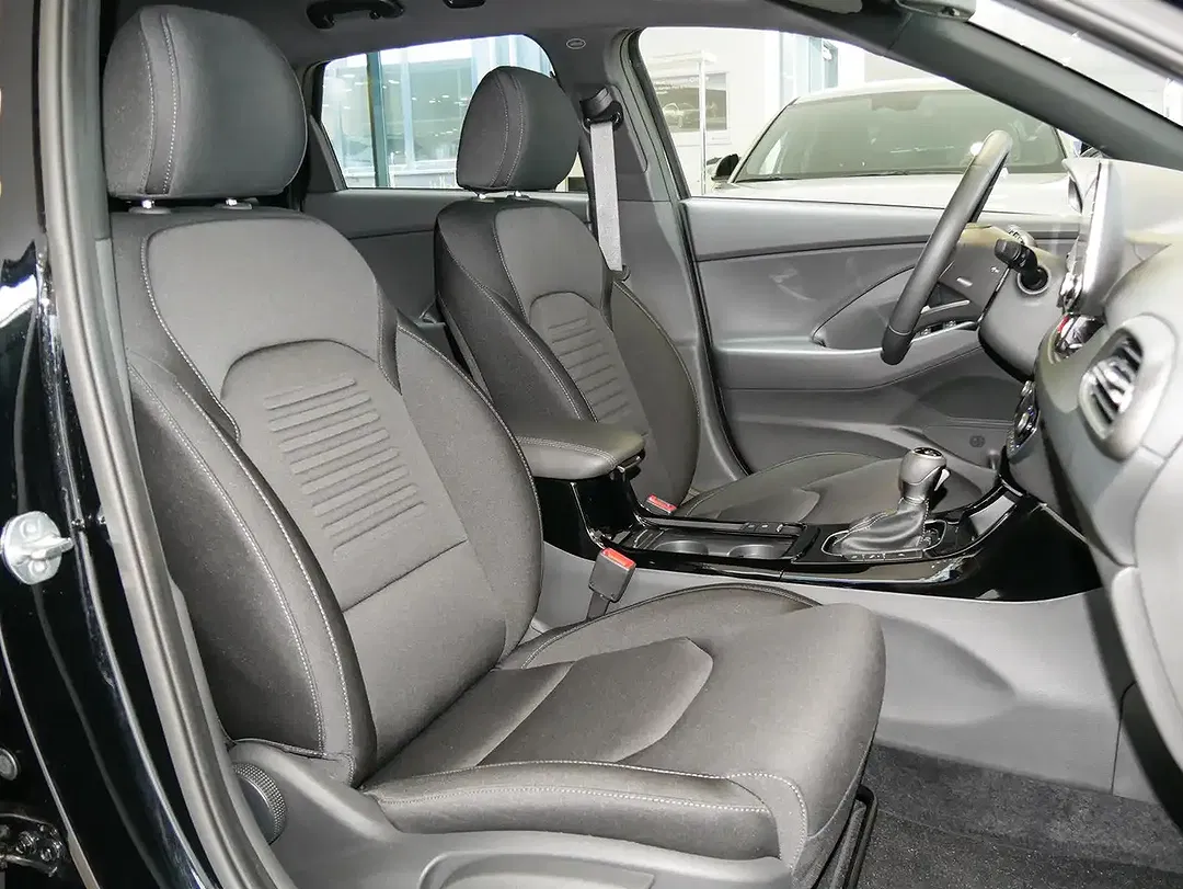 Hyundai i30 - Thumbnail 5