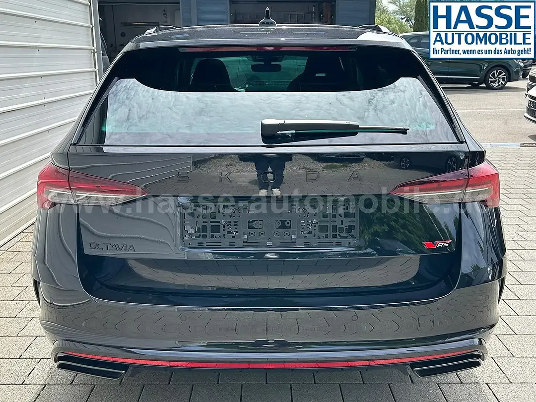 Skoda Octavia - Thumbnail 5