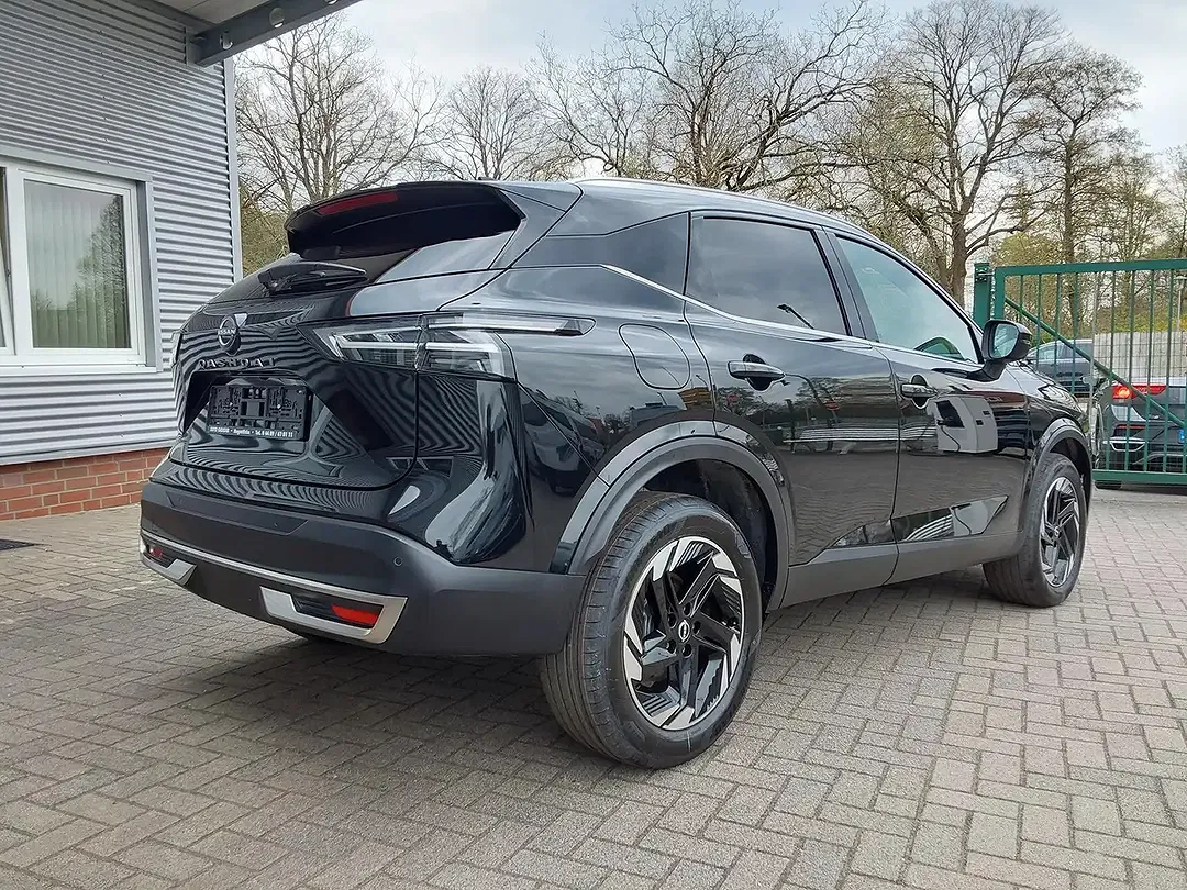 Nissan Qashqai - Thumbnail 2