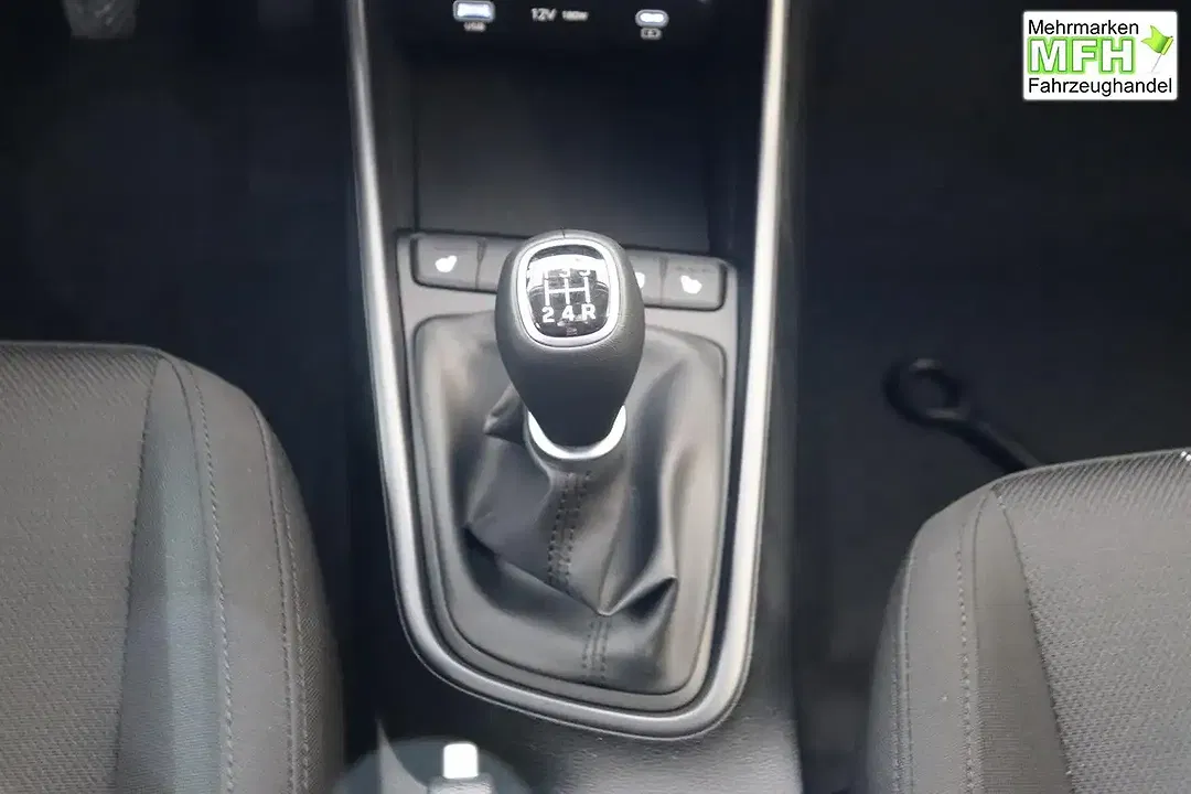 Hyundai i20 - Thumbnail 5