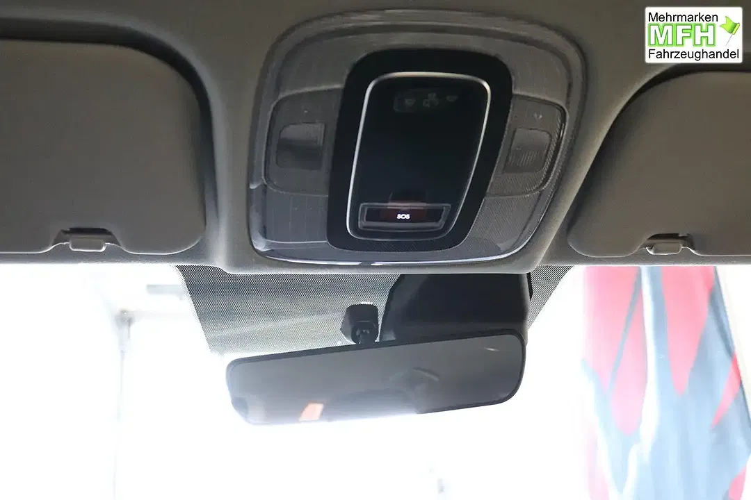 Hyundai i20 - Thumbnail 9