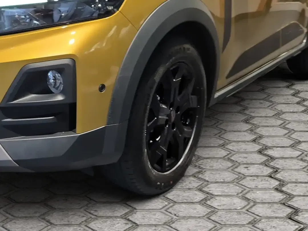 Dacia Sandero - Thumbnail 7