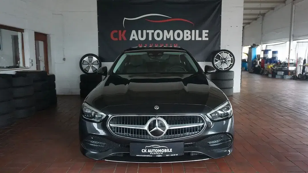 Mercedes-Benz C 300 - Thumbnail 1