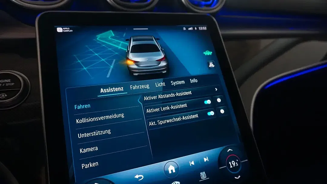 Mercedes-Benz C 300 - Thumbnail 21