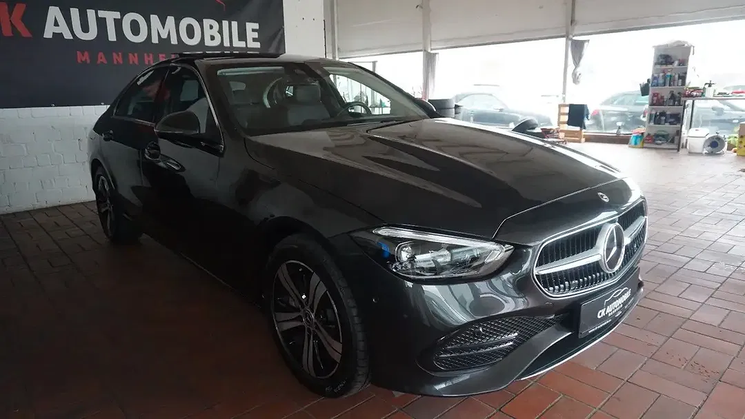 Mercedes-Benz C 300 - Thumbnail 4