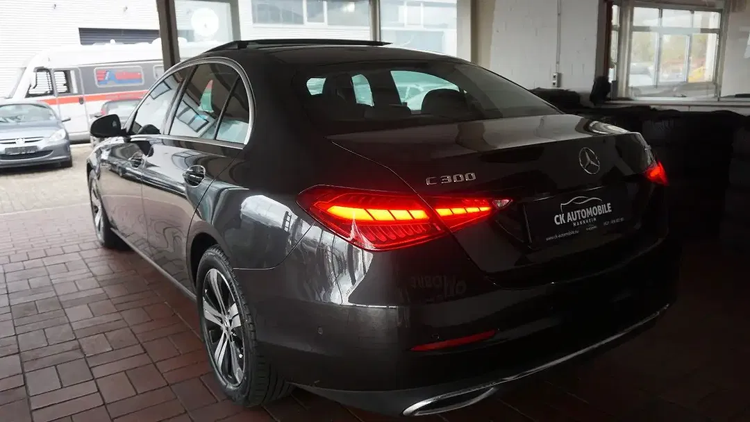 Mercedes-Benz C 300 - Thumbnail 5