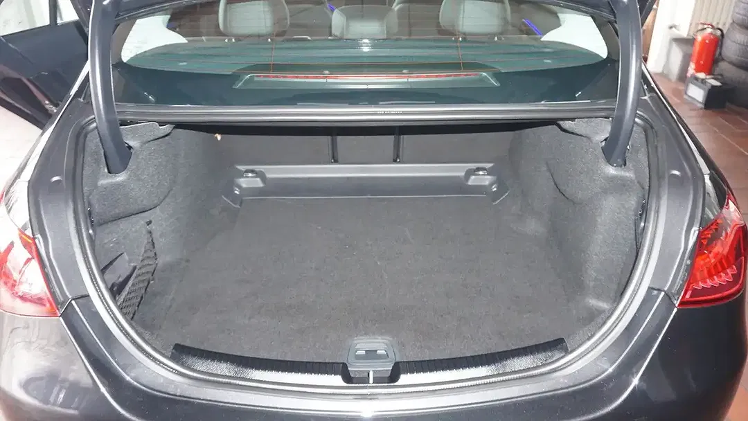 Mercedes-Benz C 300 - Thumbnail 8