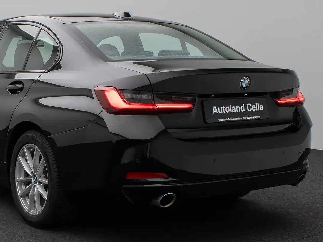 BMW 318 - Thumbnail 12