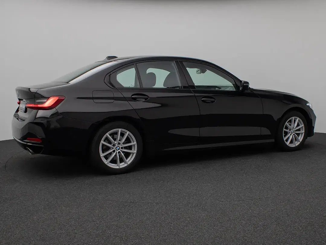 BMW 318 - Thumbnail 5