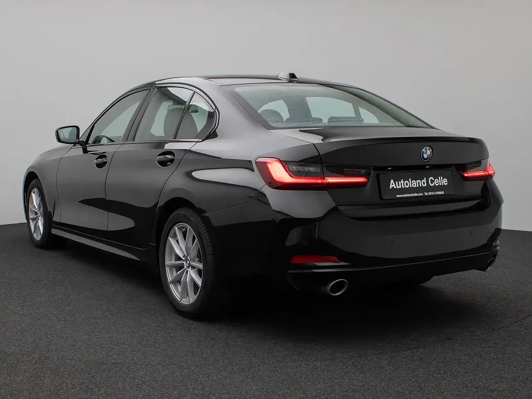 BMW 318 - Thumbnail 8