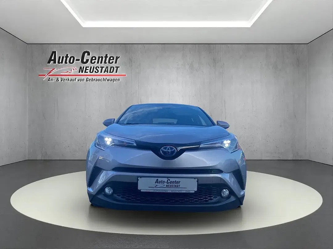 Toyota C-HR - Thumbnail 9