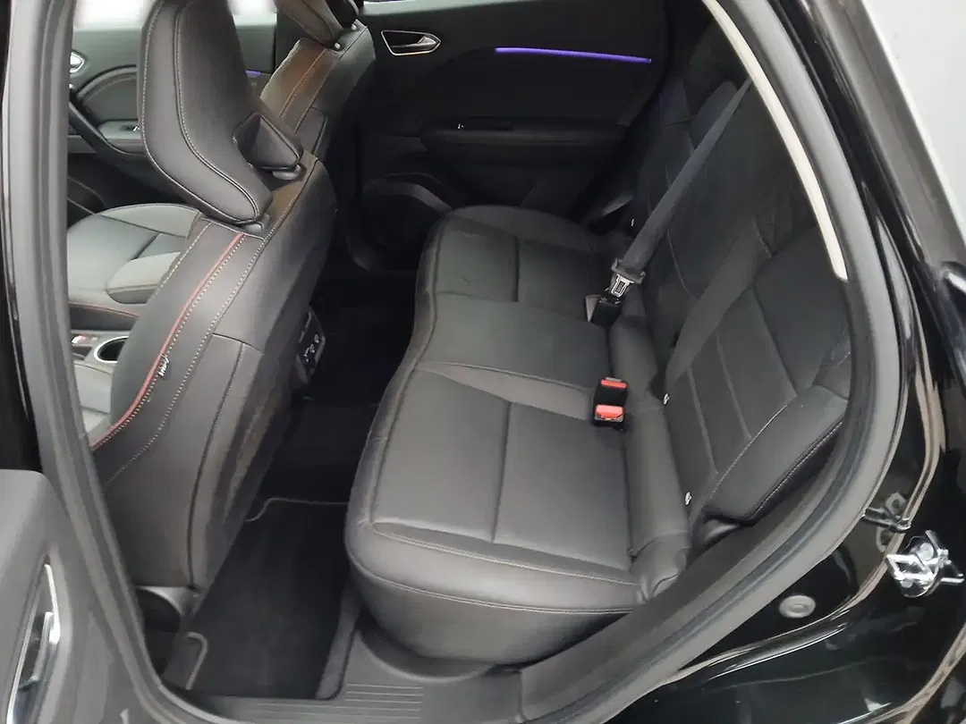 Renault Captur - Thumbnail 9