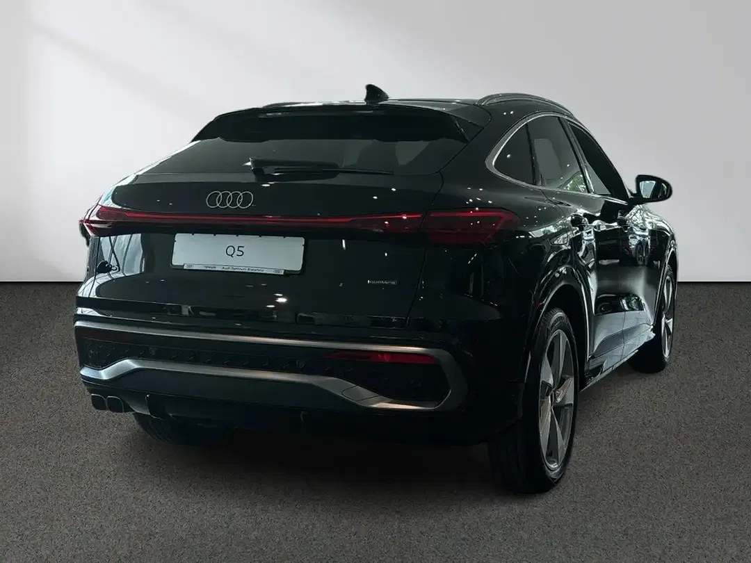 Audi Q5 - Thumbnail 3
