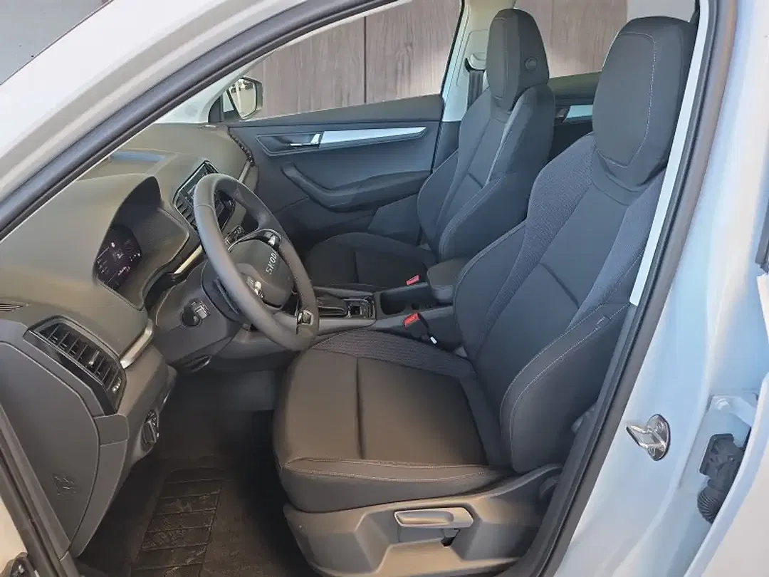 Skoda Karoq - Thumbnail 9