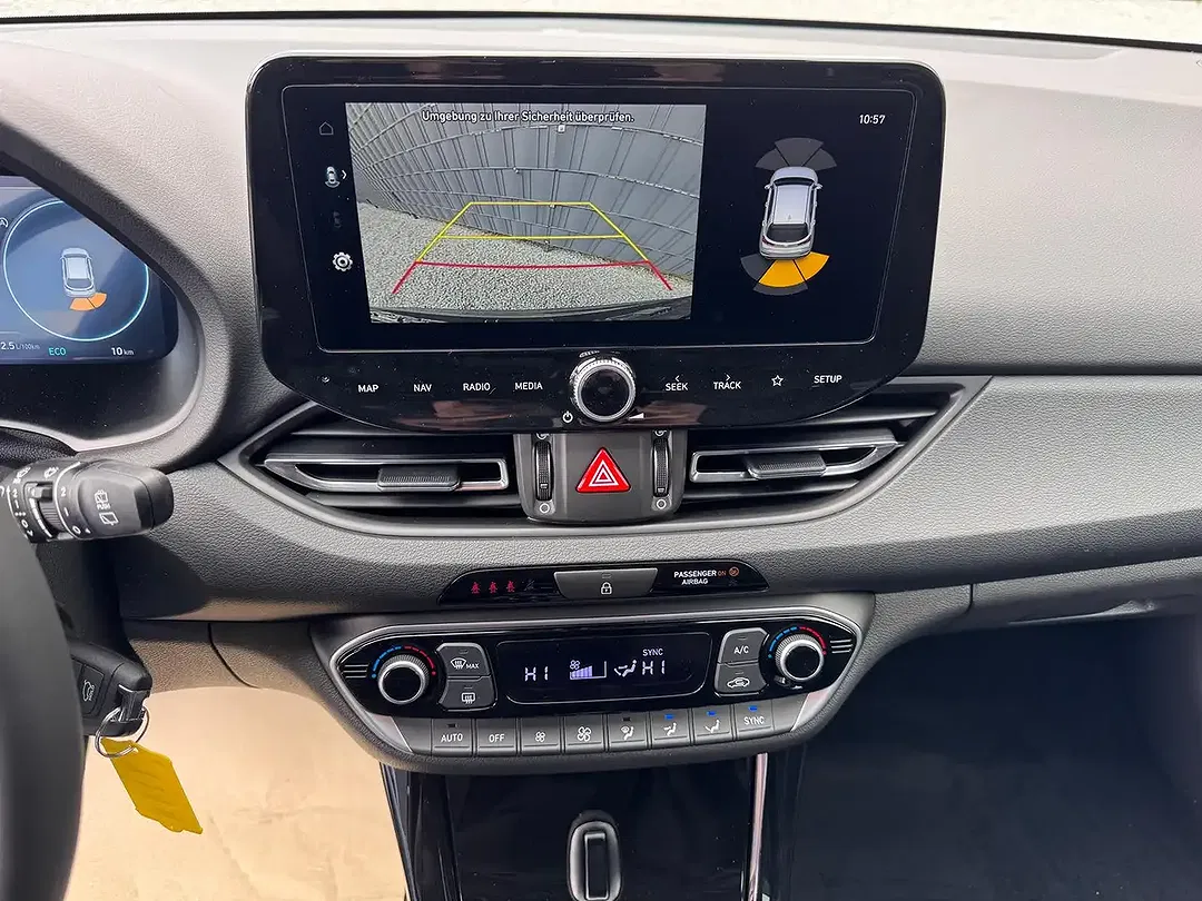 Hyundai i30 - Thumbnail 11