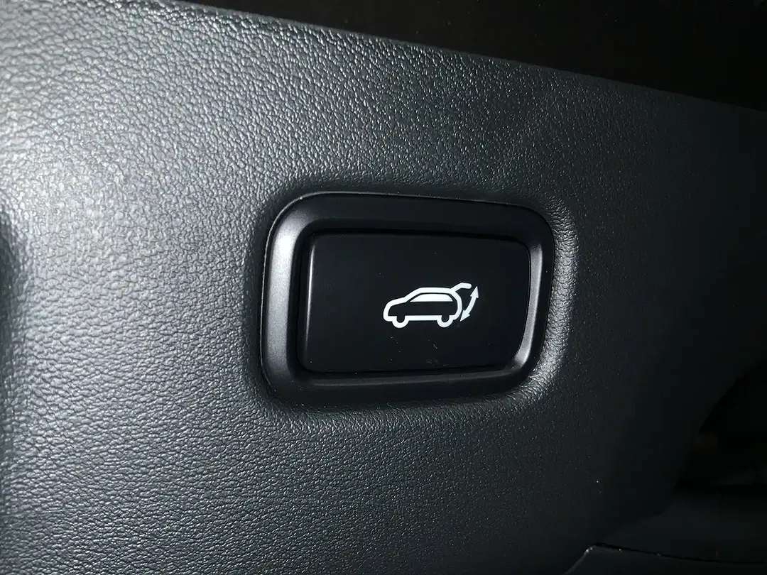 Kia EV6 - Thumbnail 10