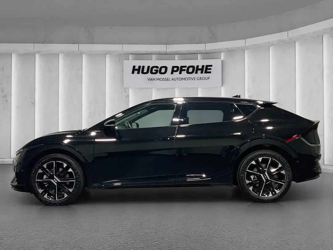 Kia EV6 - Thumbnail 12