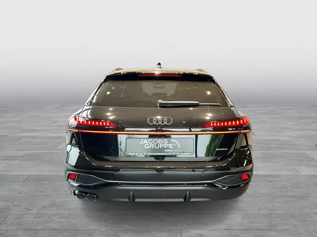 Audi A6 - Thumbnail 3