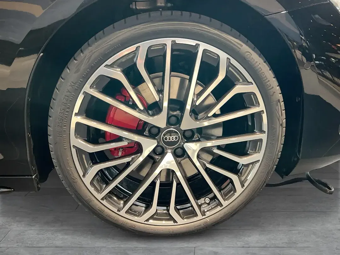 Audi A6 - Thumbnail 5