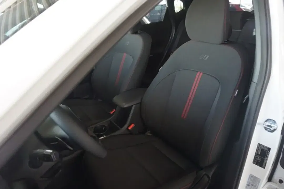 Hyundai KONA - Thumbnail 9