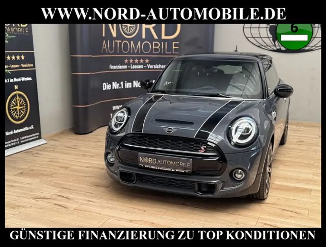 MINI Cooper S - Thumbnail 1